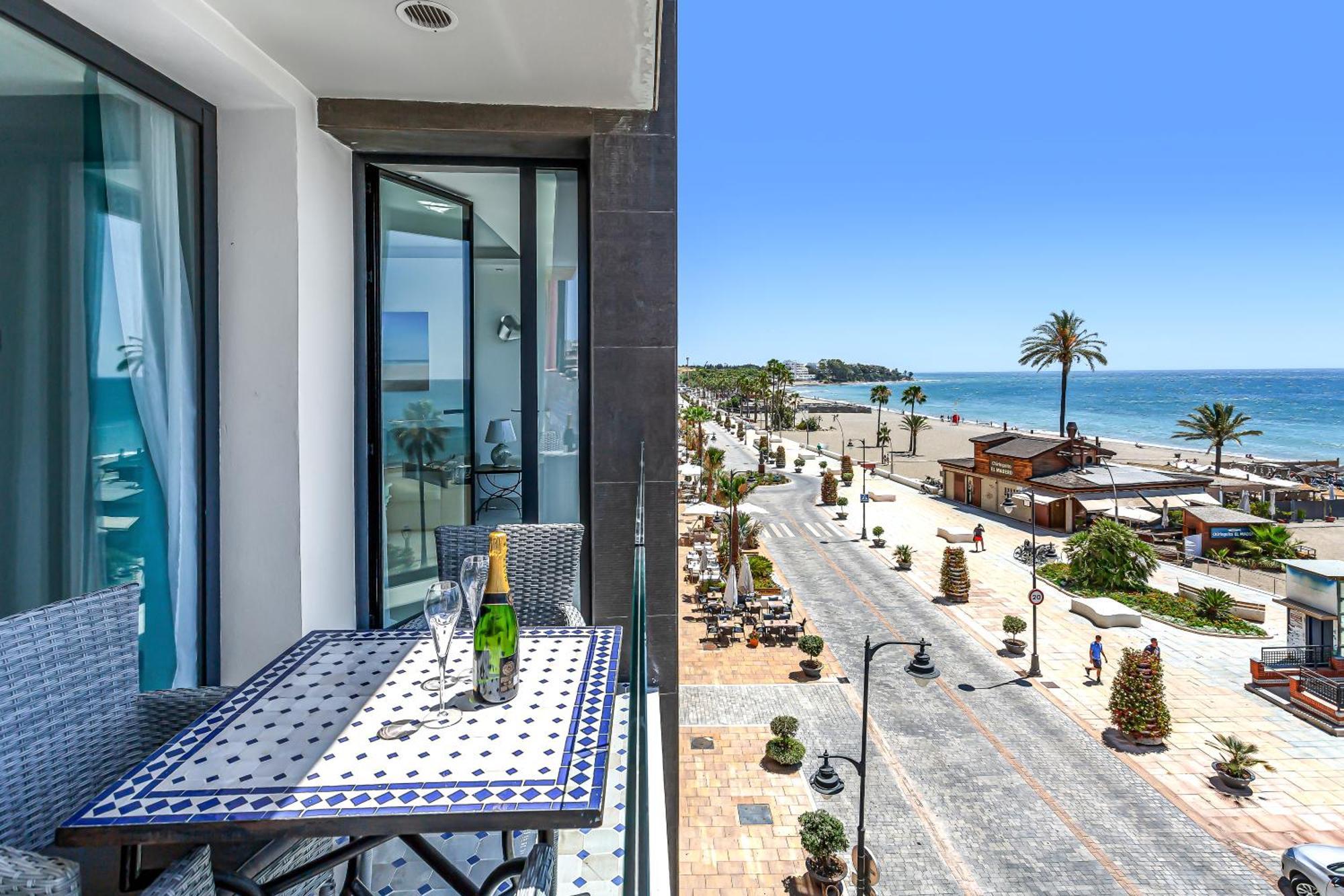 Appartement La Viu à Estepona Extérieur photo