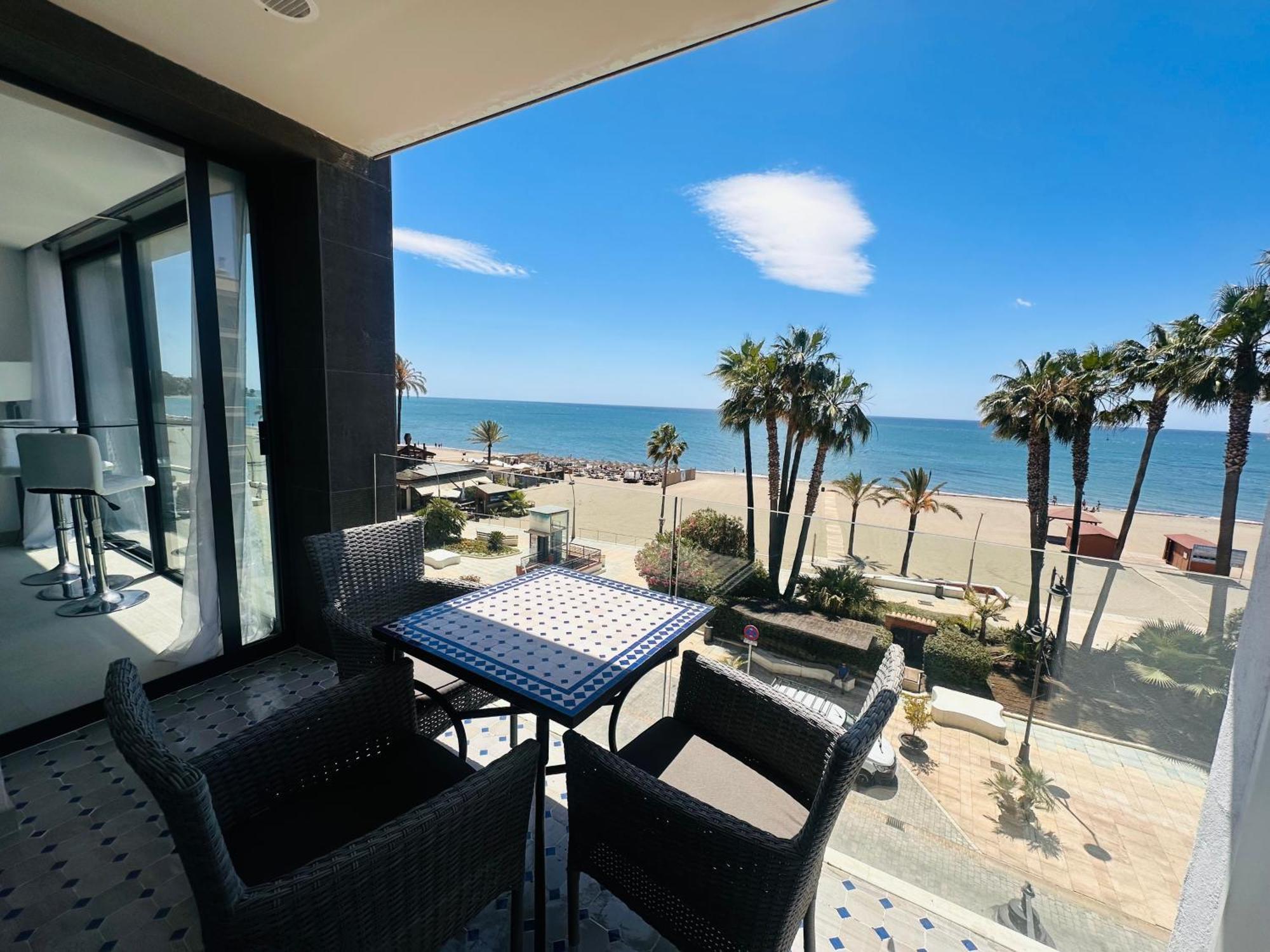 Appartement La Viu à Estepona Extérieur photo